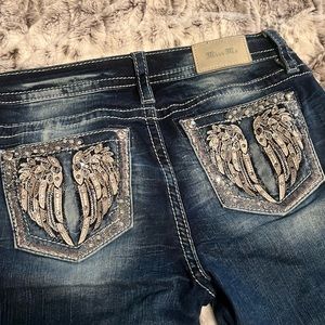 EUC MISS ME BOOTCUT JEANS SIZE 27x36